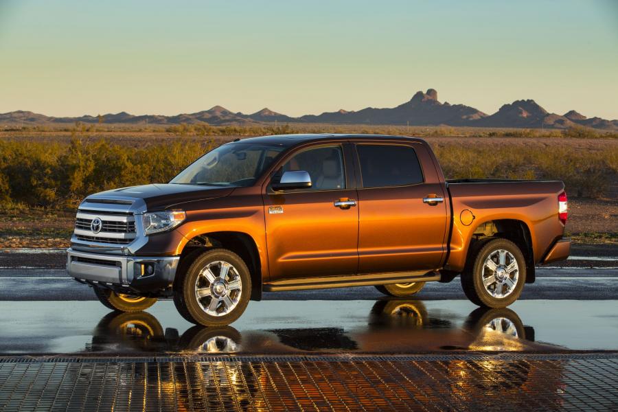  Toyota Tundra 1794 Edition 2013 года  (фото 12 из 40)
